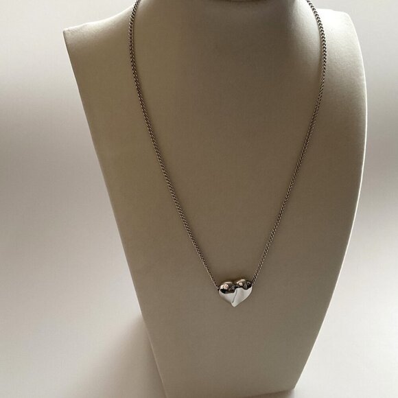 VINTAGE AVON PUFFY HEART PENDANT NECKLACE - Picture 15 of 16